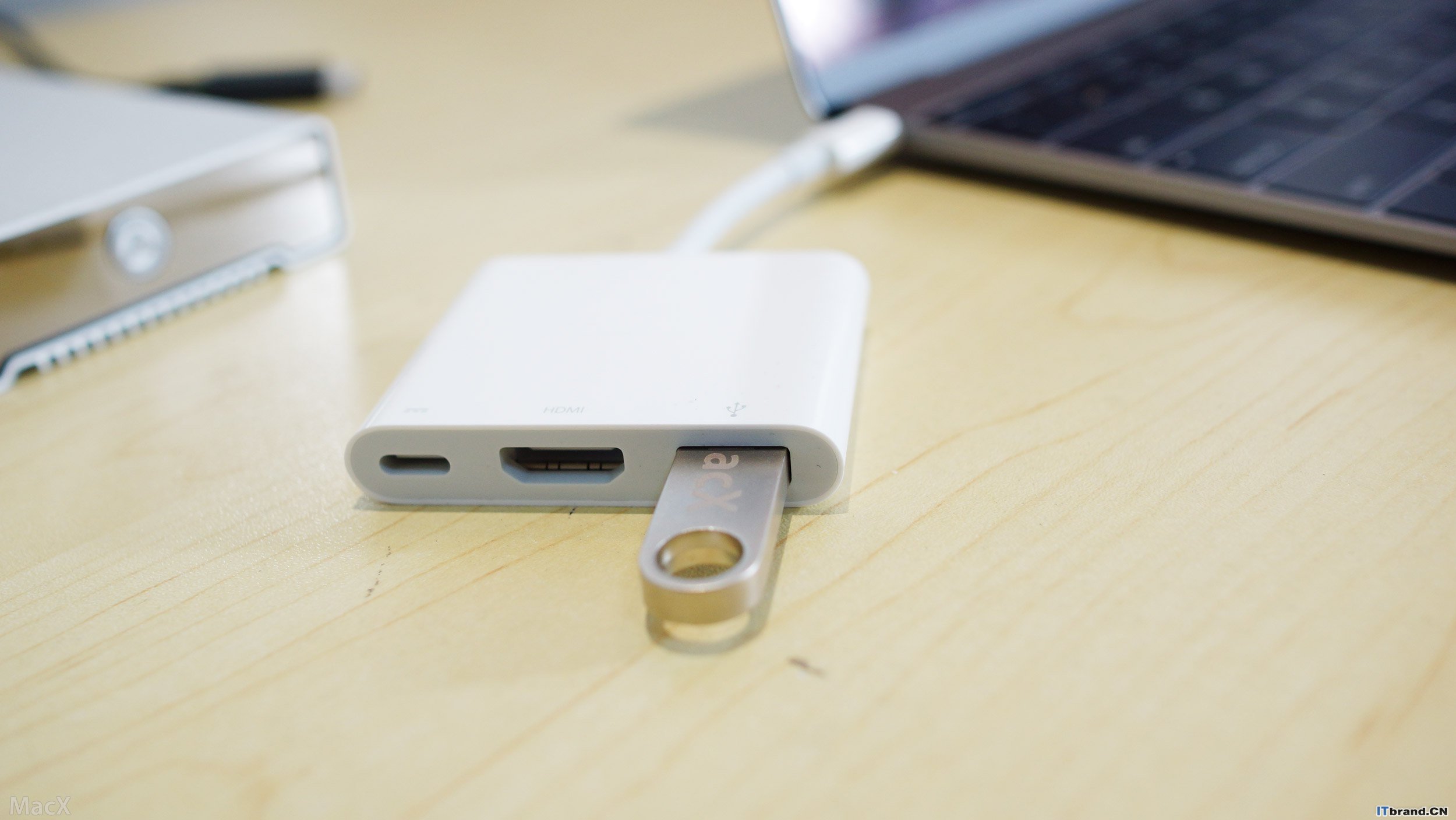 2015新款 MacBook 不一样的测评与试用. 最轻薄的Mac上市