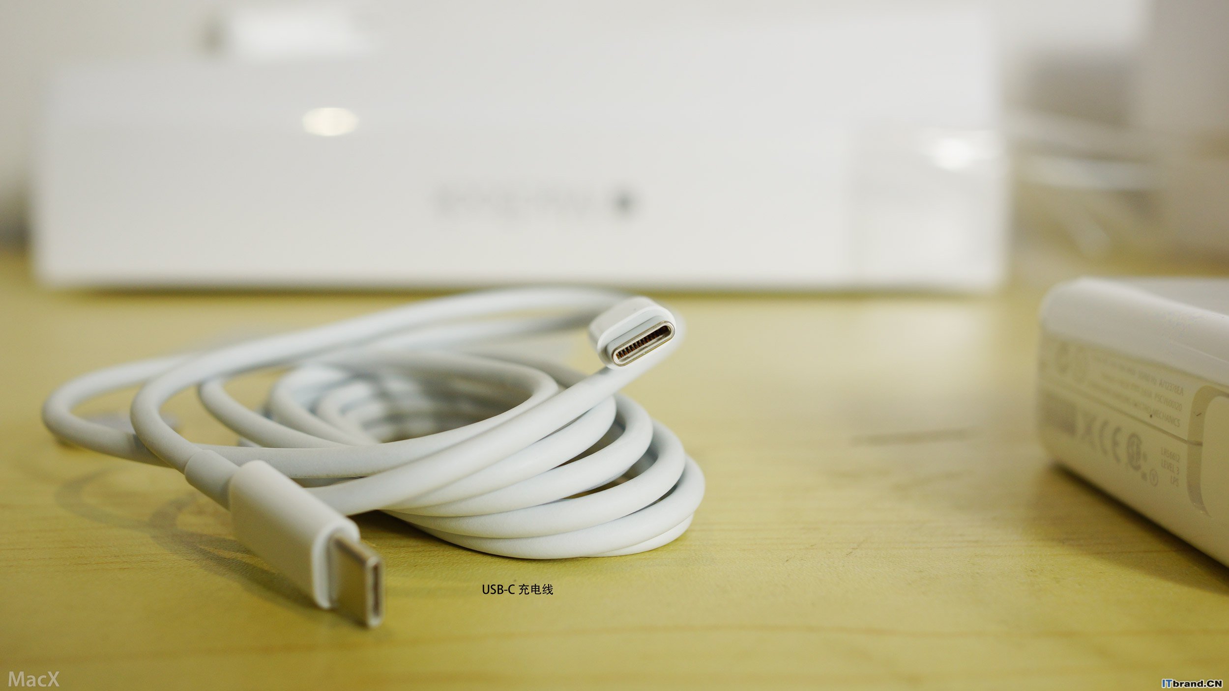 2015新款 MacBook 不一样的测评与试用. 最轻薄的Mac上市