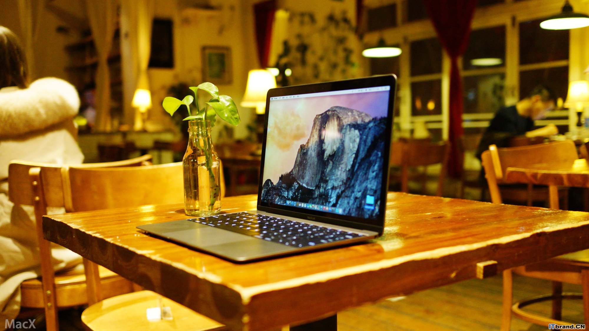 2015新款 MacBook 不一样的测评与试用. 最轻薄的Mac上市