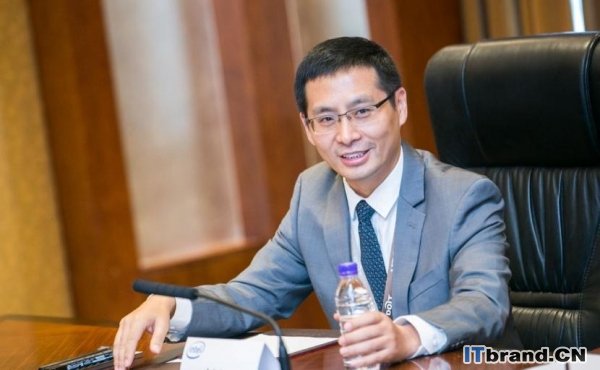 英特尔傲腾+QLC 高速、高密、大容量的存储发展趋势