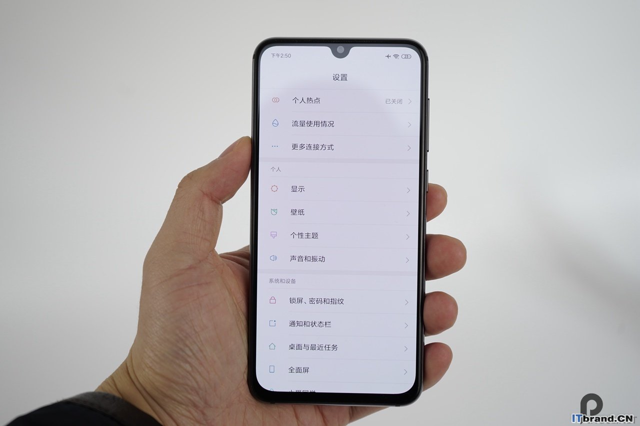 小米9SE体验测评：骁龙712战力如何？对比小米9