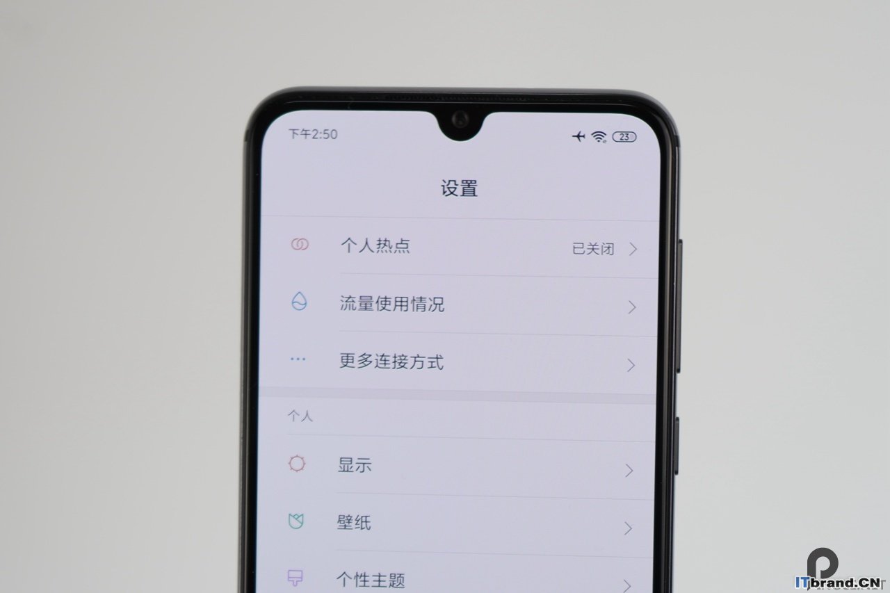 小米9SE体验测评：骁龙712战力如何？对比小米9