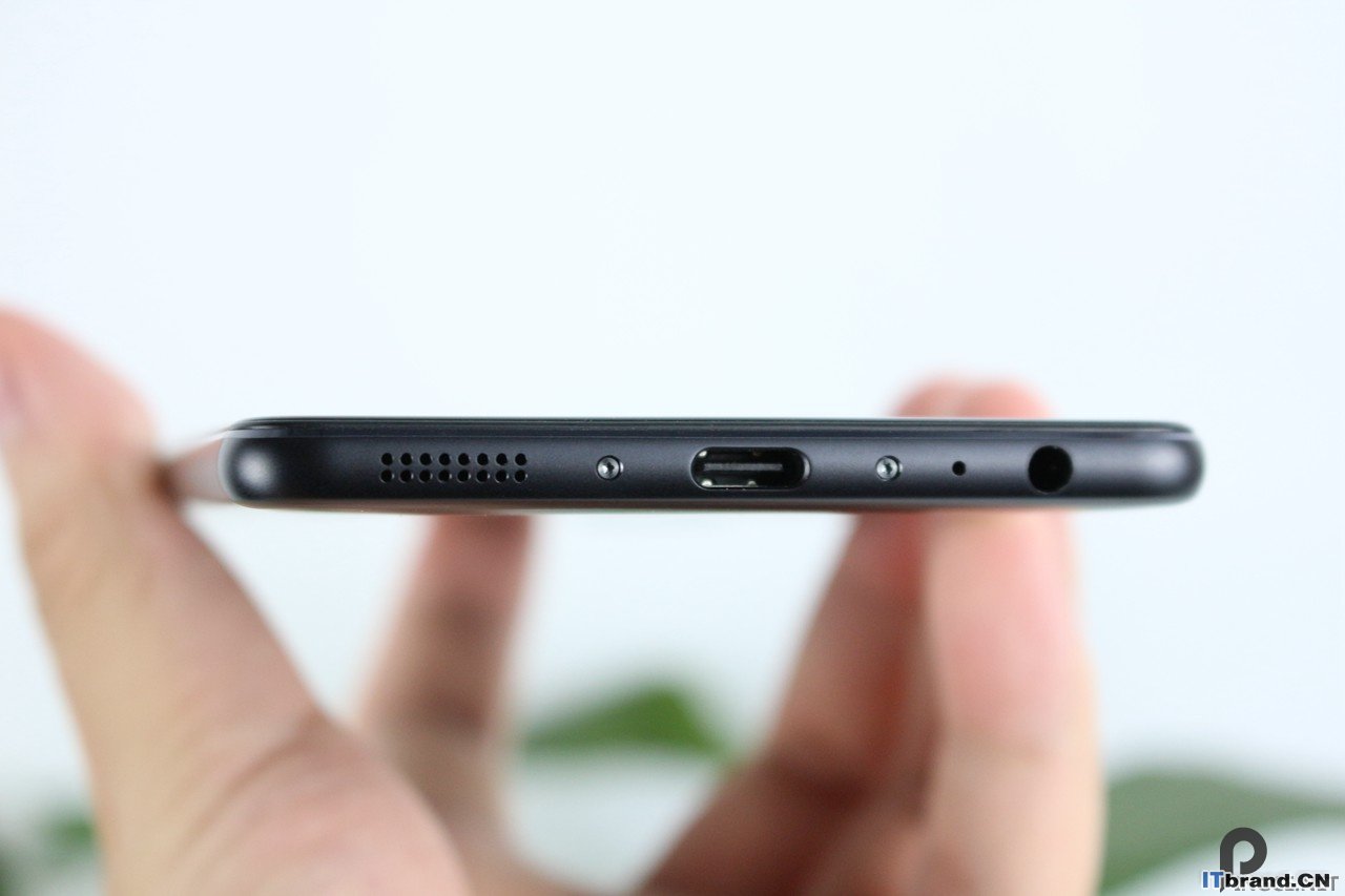 魅族PRO7Plus详细测评（对比一加5、小米6、PRO6Plus）