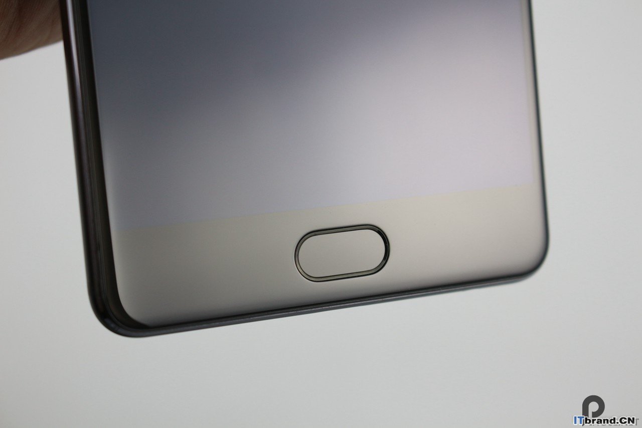 魅族PRO7Plus详细测评（对比一加5、小米6、PRO6Plus）