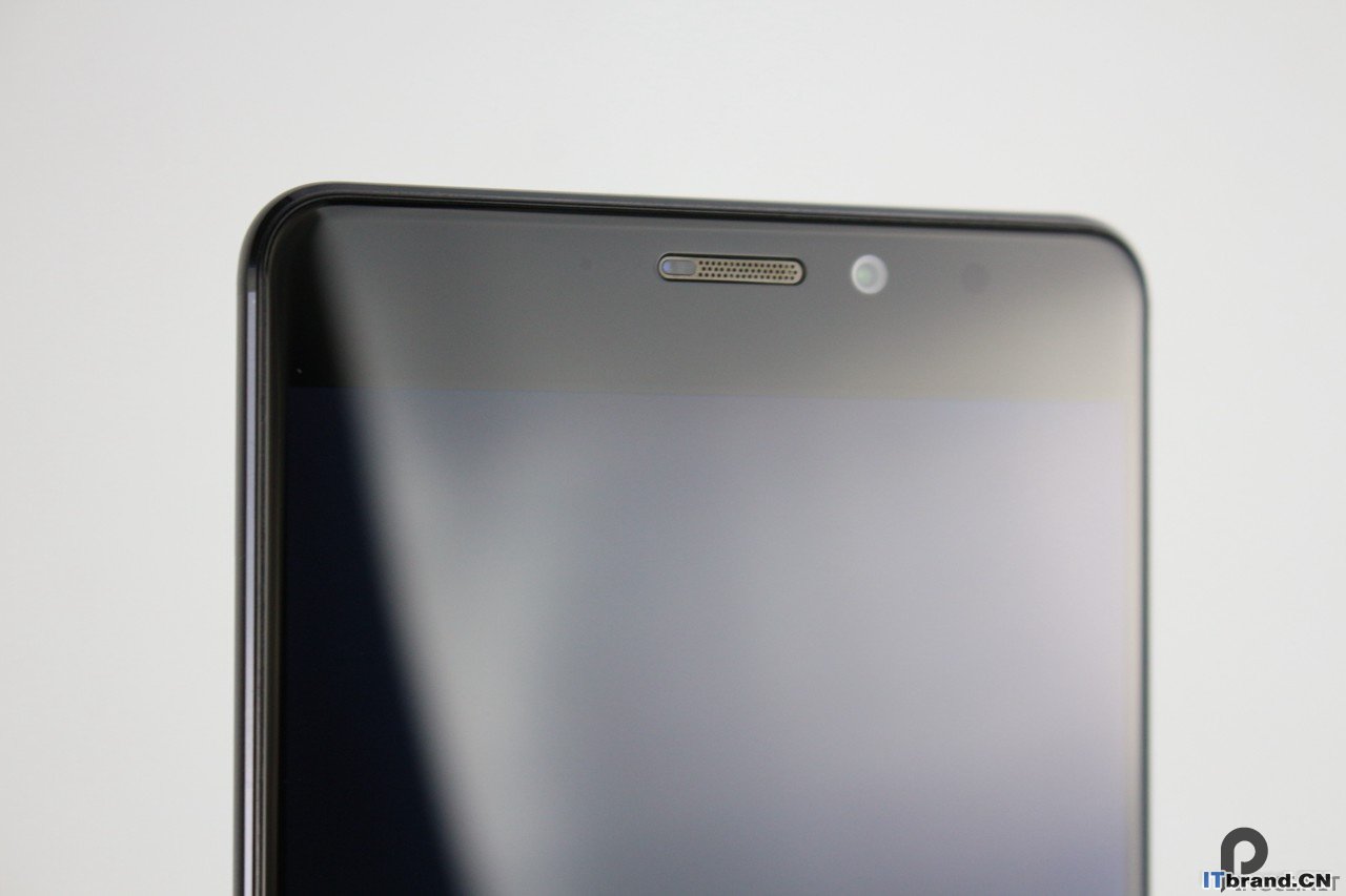 魅族PRO7Plus详细测评（对比一加5、小米6、PRO6Plus）
