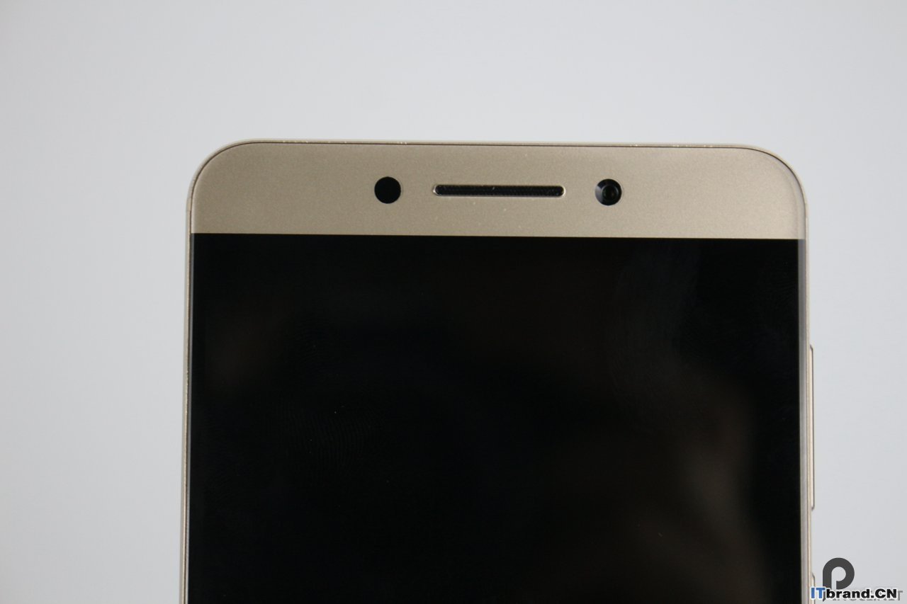 乐Pro3体验测评（对比小米5S、一加3）