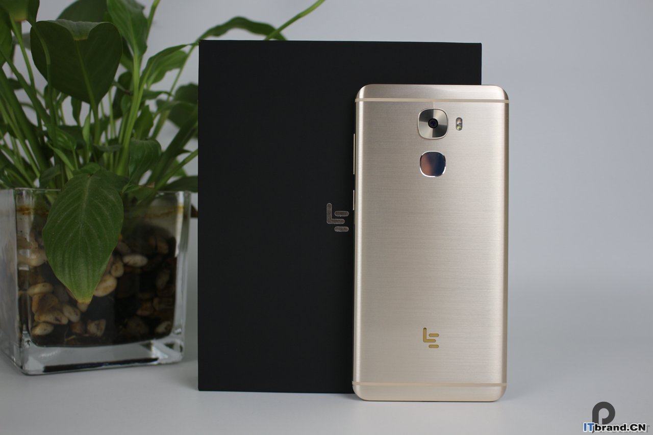 乐Pro3体验测评（对比小米5S、一加3）