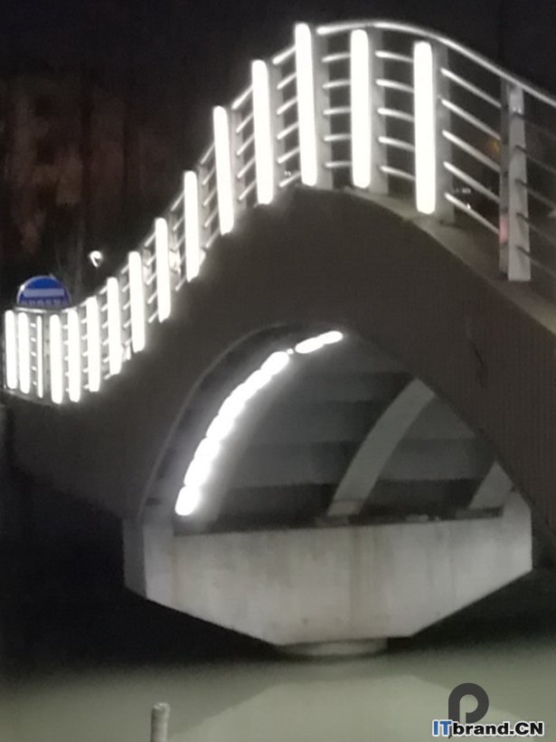 夜景灯桥Mate8